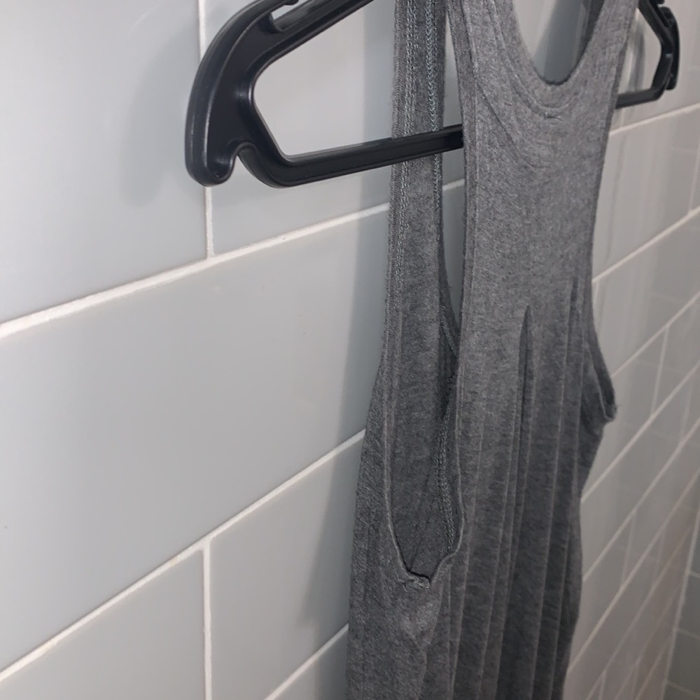 Gray High-Low Tank Top - Picture 8 of 9